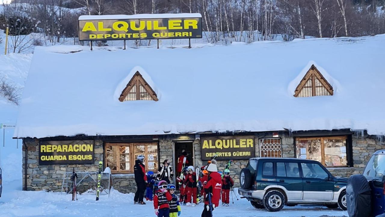 Tuhogarencerler Taquilla Parking En Pistas 아파트 외부 사진
